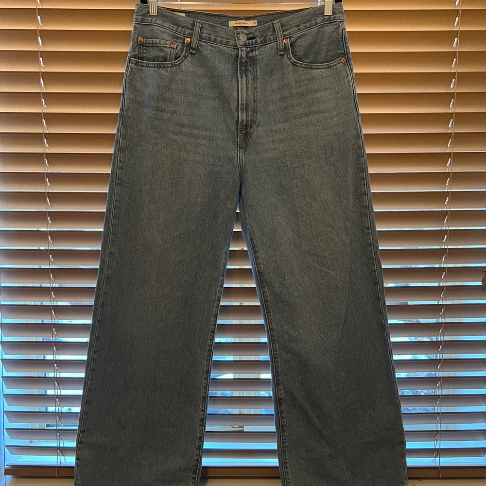 Levi’s Wide-Leg Ribcage Jeans | Light Wash, 32 Waist